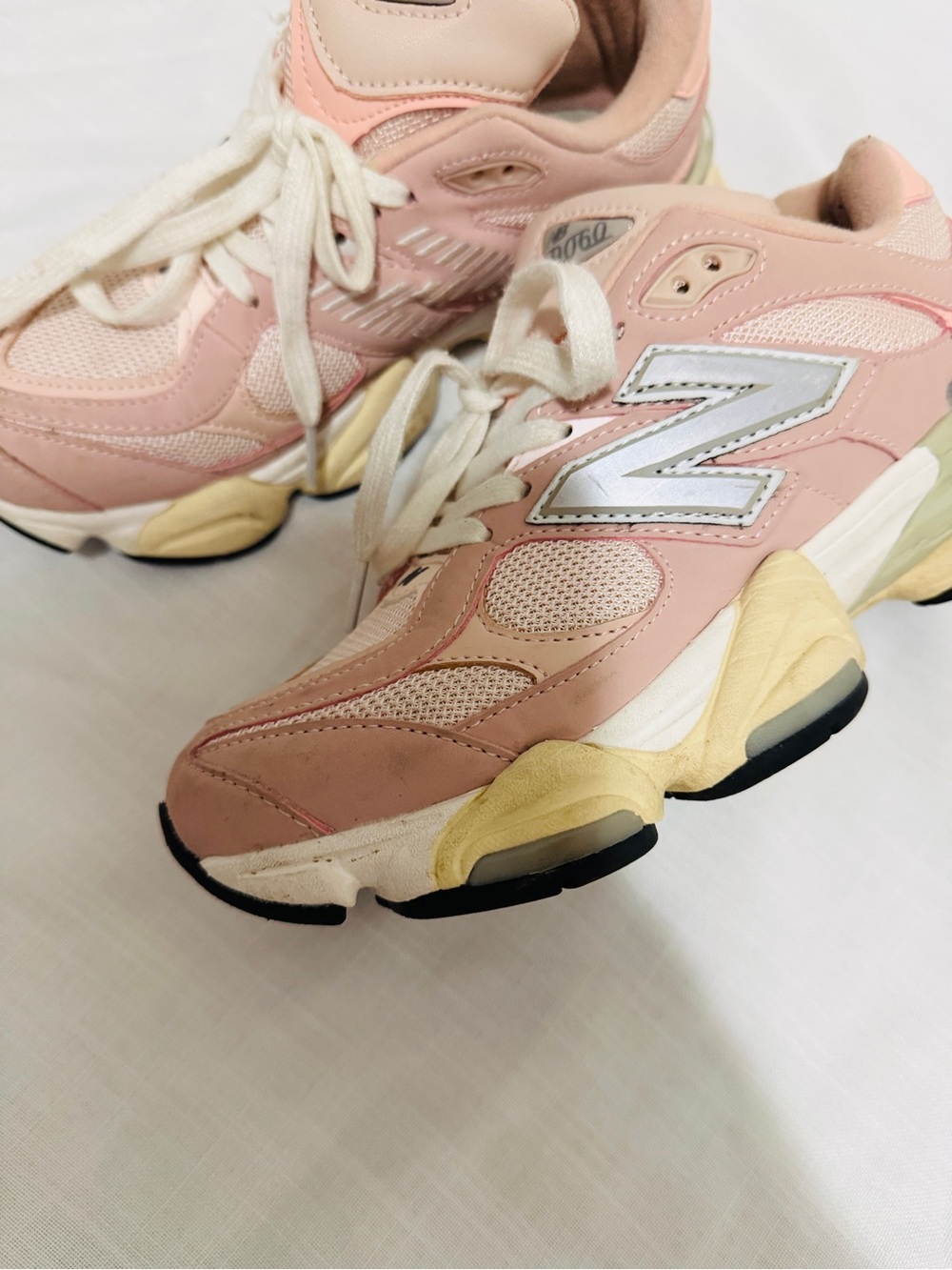 New balance 9060